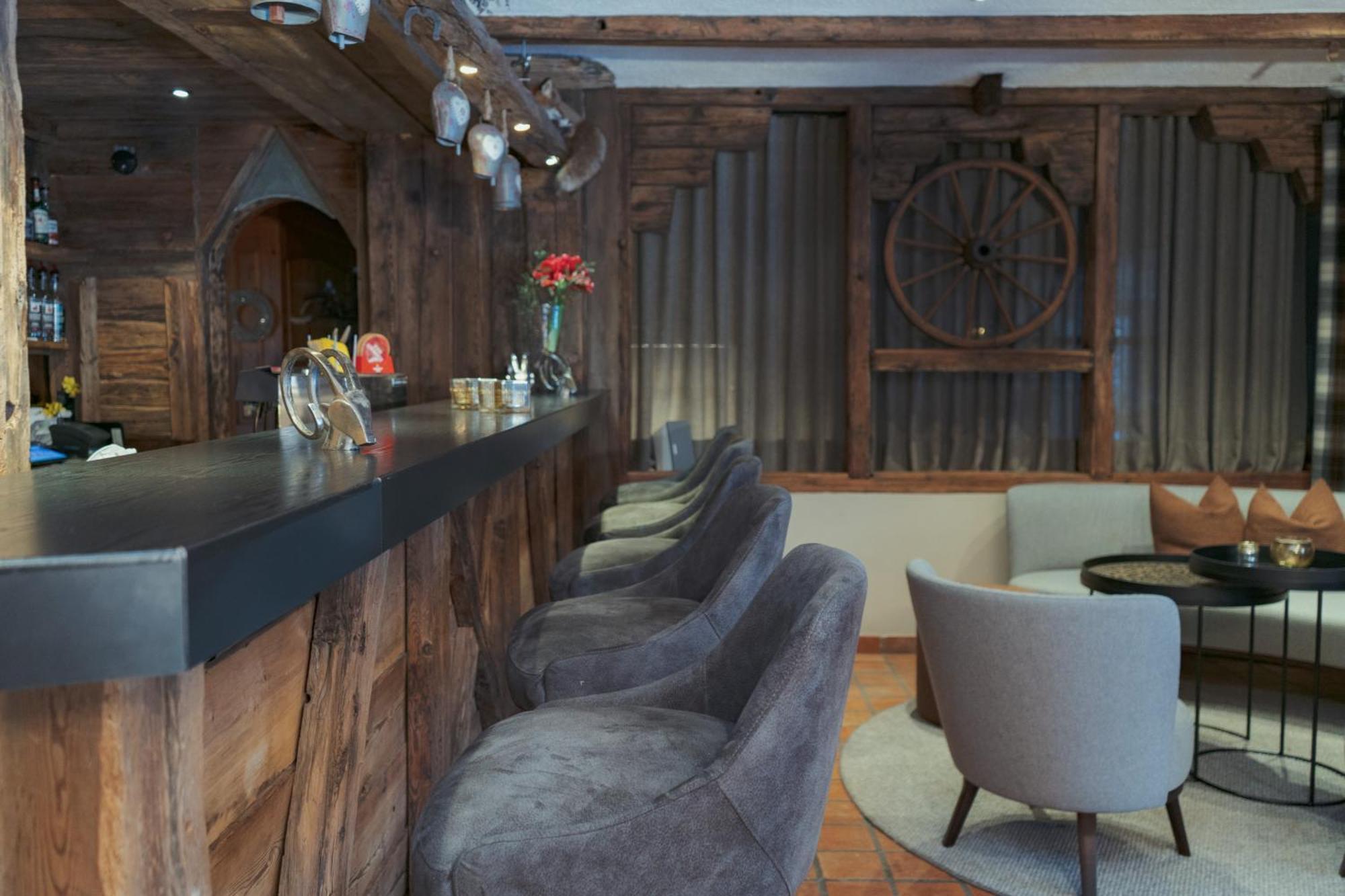 Jaegerhof Serviced Apartements Zermatt Zewnętrze zdjęcie