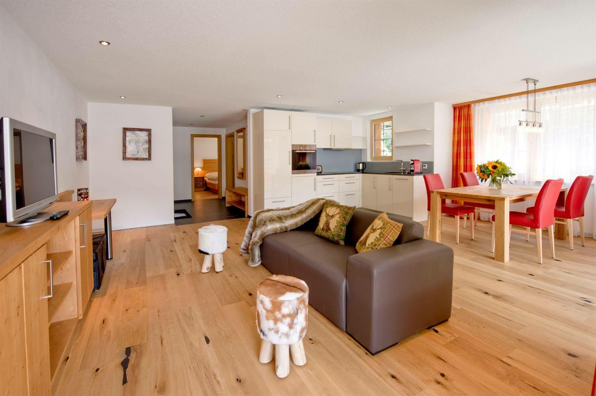 Jaegerhof Serviced Apartements Zermatt Zewnętrze zdjęcie